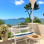 Magnolia Bed & Breakfast 3*