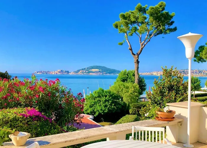 Magnolia 3* Formia